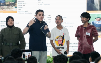 Seskab Teddy: Sekolah Rakyat Buka Ruang Anak Putus Sekolah Bermimpi Besar