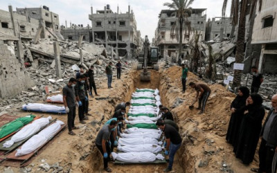 Ditemukan di Balik Reruntuhan, 100 Jenazah Dimakamkan Massal di Gaza