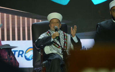 Gak Cuma Pimpin Salat, Imam Masjid Al-Aqsa Ungkap Peran Besar Imam Buat Perdamaian Dunia!