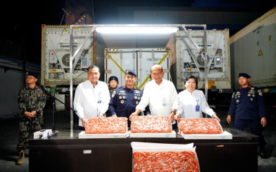 KKP Segel 1.048 Ton Udang Impor di Jatim, Pembudidaya Lokal Jadi Perhatian