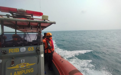 Penjelasan Polda Lampung Perluas Area Pencarian 5 Jurnalis yang Hilang Kontak di Selat Sunda