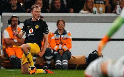 Dortmund Sikat Stuttgart 1-0, Die Borussen Sapu Bersih 4 Laga Awal!