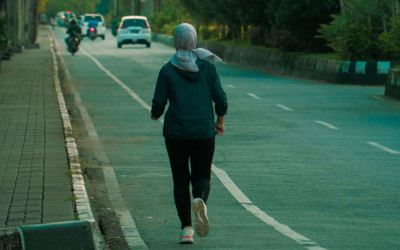 Mau Jalan Kaki Lebih Maksimal? Intip 5 Tips yang Bisa Dicoba