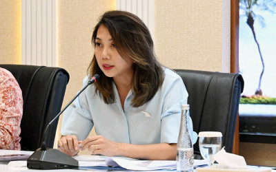 Geger Isu WNI Gabung Tentara Rusia, Chat WA Masuk ke Jubir Kemlu!