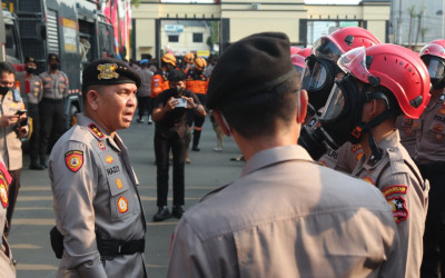 Pasca-Erupsi Anak Krakatau, Tim Gabungan Polri Gercep Bawa K9 & Dapur Lapangan