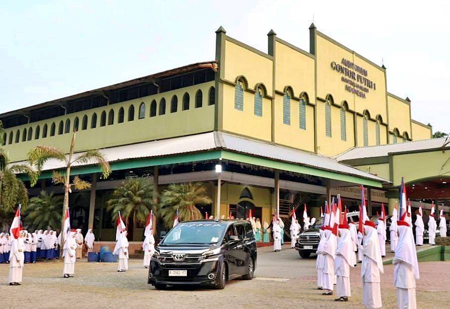 Dok. Panitia 100 Tahun Gontor