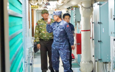 Menhan Sjafrie Kunjungi Kapal Jepang di Kijing Kalbar