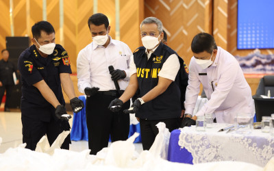 Mentan Amran Bongkar Dampak Beras Ilegal: 115 Juta Petani Dirugikan
