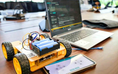 Otorita IKN Tutup Pendampingan Ekstrakurikuler Robotika