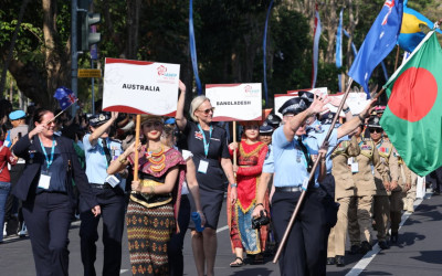 Momen Parade 450 Polwan dari 43 Negara Meriahkan IAWP 2026 di Bali