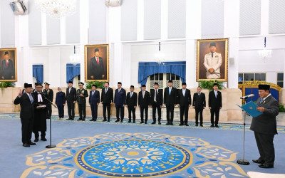 Presiden Prabowo Resmi Lantik Suahasil Nazara Sebagai Menteri Keuangan