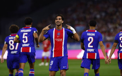Pecah Telur! Gol Cepat Ferran Torres Bawa PSG Sikat Brest 1-0