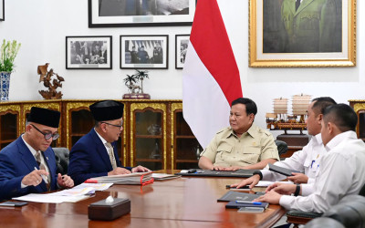 Presiden Prabowo Ratas Bahas Biaya Haji 2027 di Istana Kepresidenan