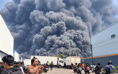 Kronologi Kebakaran Gudang Bohlam di Tangerang, Kerugian Ditaksir Capai Rp20 Miliar
