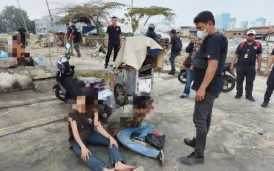 Penggerebekan Narkotika di Jakbar: Puluhan Orang Dicokok dari Kampung Ambon dan Kampung Boncos