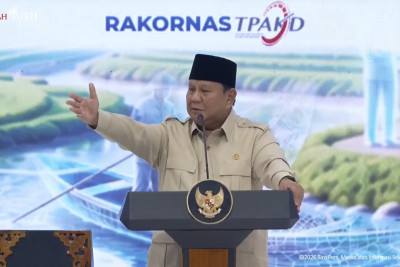 Presiden Prabowo ke Para Gubernur: Pemimpin Berhasil Itu Pas Datang, Rakyat Senyum