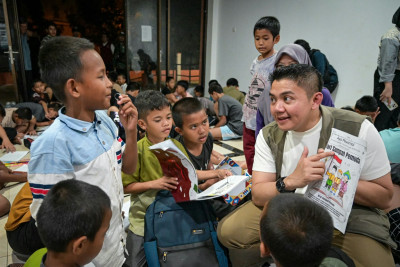 Seskab Tinjau Sekolah Rakyat di Cikarang, Sebut 45.000 Anak Jalanan Dapat Akses Pendidikan