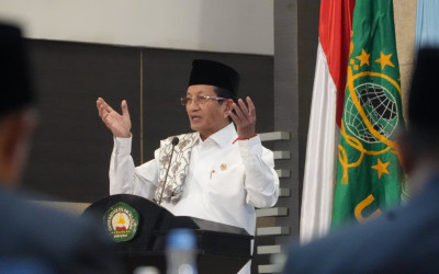 Selain Nalar dan Akal, Dari Mana Umat Islam Menimba Ilmu?