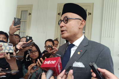 Situasi Eropa Memanas, Menlu Wanti-Wanti WNI Jangan Ikut Campur Politik!