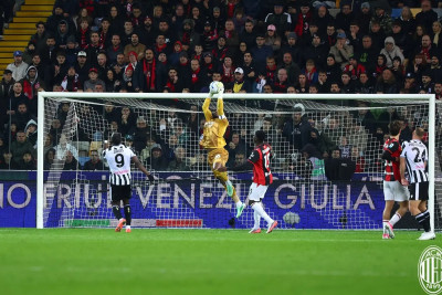 Milan Tekuk Udinese 2-0, Tembus Empat Besar Serie A
