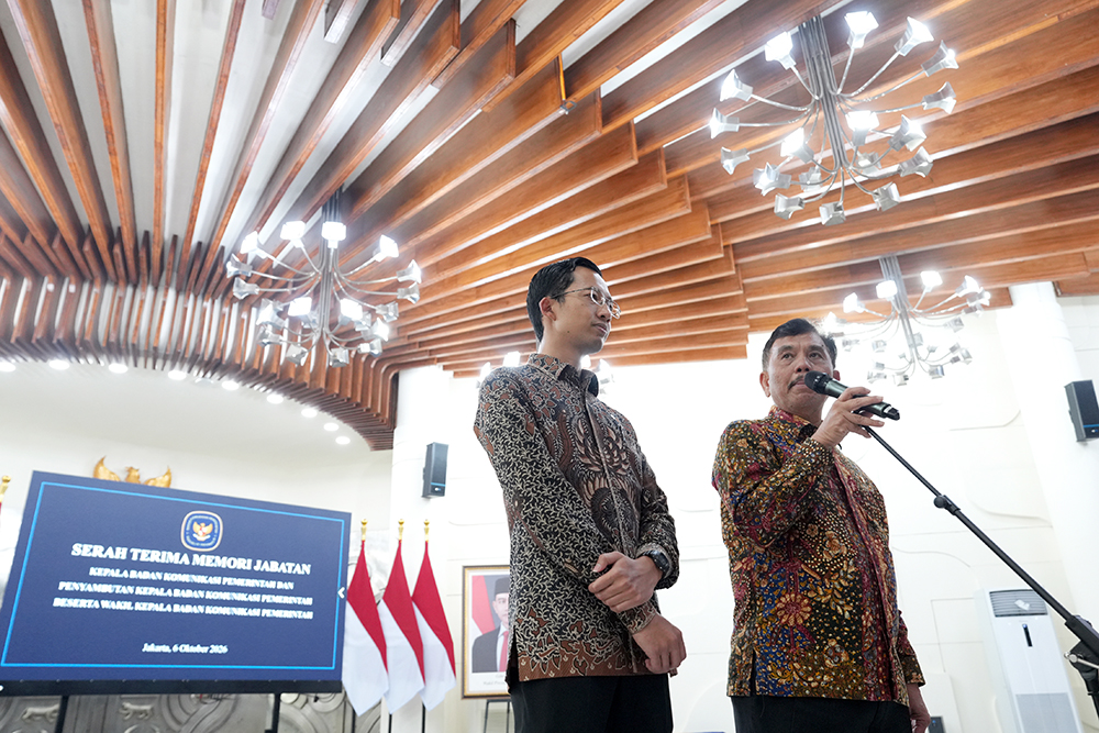 Dok. Bakom