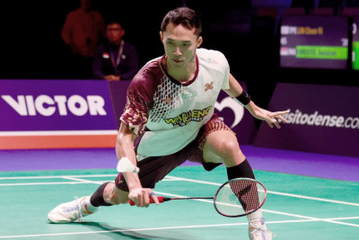 Hylo Open 2026: Jonatan Melaju ke 8 Besar, Sabar/Reza Tumbang
