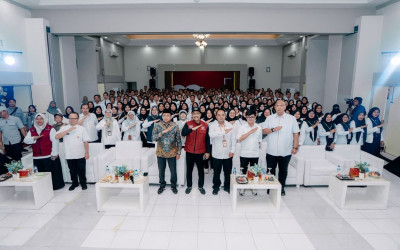 Pesan Mensos ke Pengasuh Sekolah Rakyat: Jadi Teladan Siswa