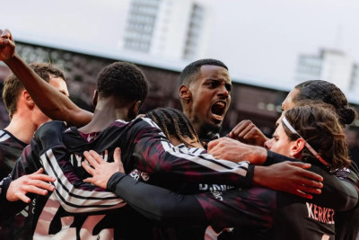 Comeback Manis, Liverpool Tekuk 9 Pemain Brentford 2-1