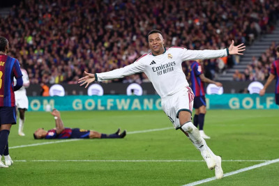 Hasil El Clasico: Real Madrid Tumbangkan Barcelona 2-1