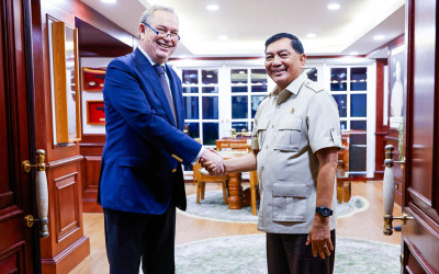 Menhan Sjafrie Terima Kunjungan Wakil Direktur FSMTC Federasi Rusia