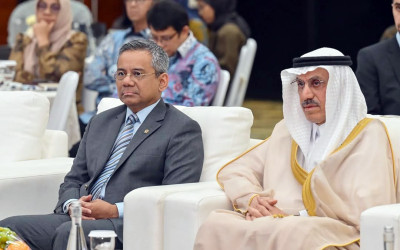 Menkeu Suahasil Sambut Kedatangan Presiden IsDB Muhammad Sulaiman Al Jasser