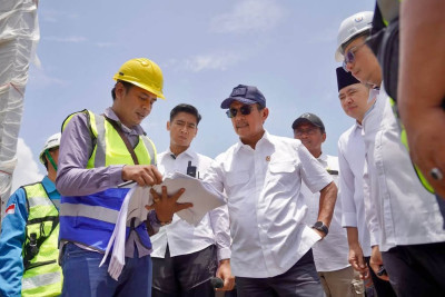 Menteri KKP Tinjau Pembangunan Kampung Nelayan di Jember