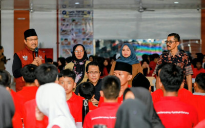 Momen Mensos Ajak Siswa Sekolah Rakyat Ikrar Anti-Kekerasan