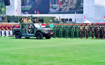 Panglima TNI Tinjau Gladi Bersih Peringatan HUT TNI ke-81