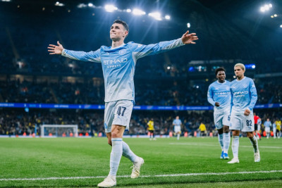 Phil Foden Hattrick, Manchester City Bantai AEK Athens 5-1