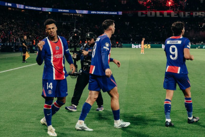 PSG Hajar Barcelona 4-2, Puncaki Klasemen Liga Champions