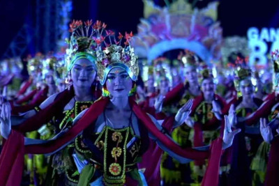 Siswi Sekolah Rakyat Tampil Memukau di Gandrung Sewu 2026