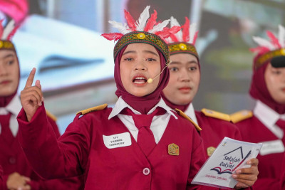Peringati Hari Santri 2026: Haru Siswa Sekolah Rakyat Jombang Bacakan Puisi
