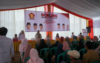 Dokter Keliling Partai Gerindra Sambangi Cineam Tasikmalaya, Ratusan Warga Nikmati Pengobatan Gratis