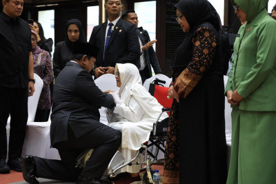 Presiden Prabowo Beri Penguatan dan Penghormatan Terakhir, Hadir di Tengah Duka Keluarga Jenderal Subagyo HS