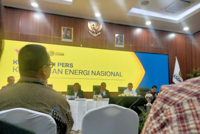 Jalankan Arahan Presiden Prabowo, Bahlil Siapkan Skema Baru Amankan Pasokan Energi
